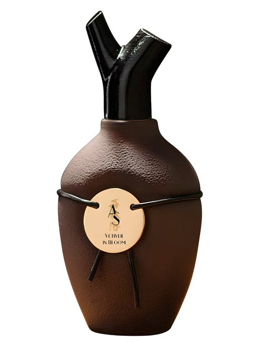 Vetiver in Bloom Scents of Wood